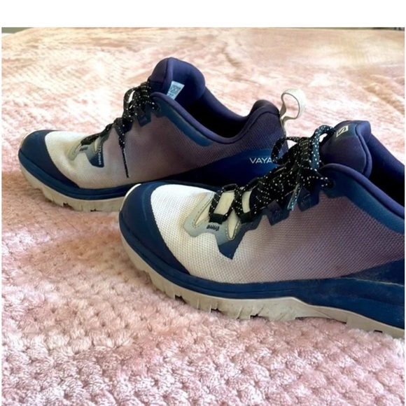 Salomon Men's Vaya Athletic Shoes - Navy and Gray - Picture 3 of 6